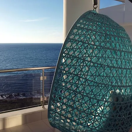 White Luxury * Sarandë