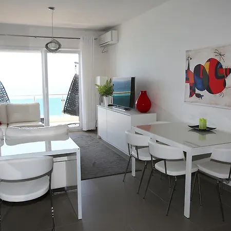 White Luxury Lejlighed