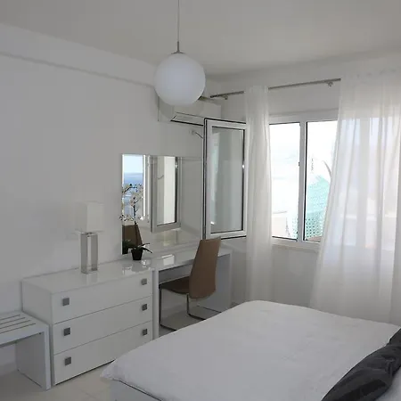 White Luxury Διαμέρισμα Σαράντα