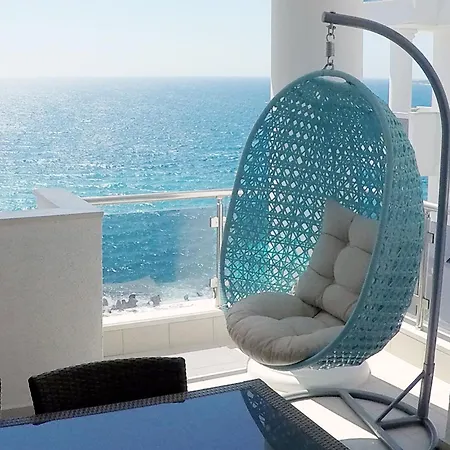 White Luxury Διαμέρισμα *